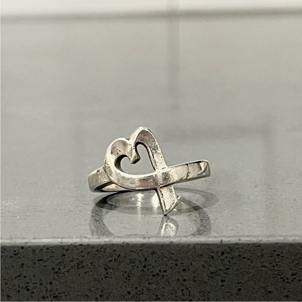 Tiffany & Co. Silver Paloma Picasso Heart Ring - Picture 2 of 10
